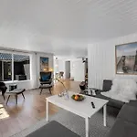 Allen - 1km From The Sea By Interhome