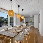 Allen - 1km From The Sea By Interhome